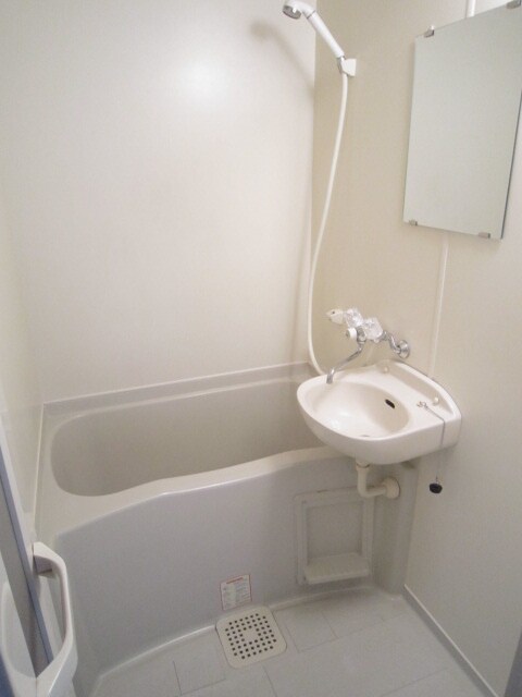 物件内観写真13　(バス／シャワールーム等)