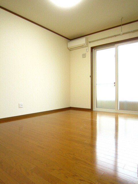 物件内観写真6　(居室)