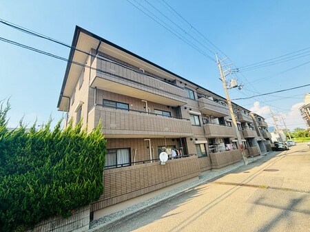 エリシオン宝塚外観写真