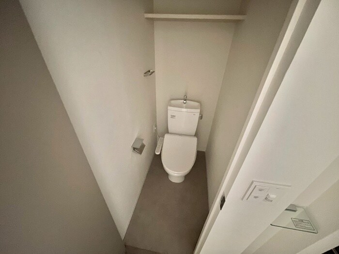 物件内観写真12　(トイレ)