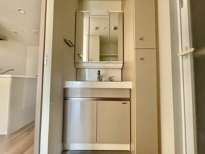 物件内観写真13　(洗面)