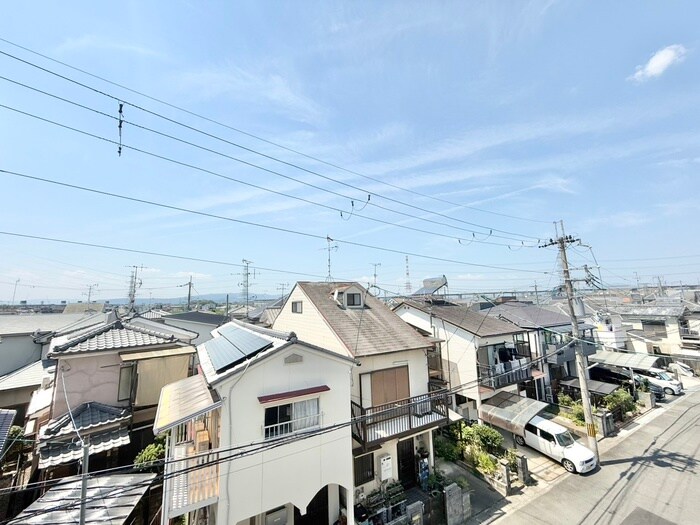 物件内観写真22　(室内からの展望)