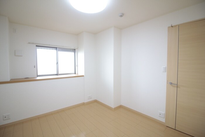 物件内観写真12　(居室)