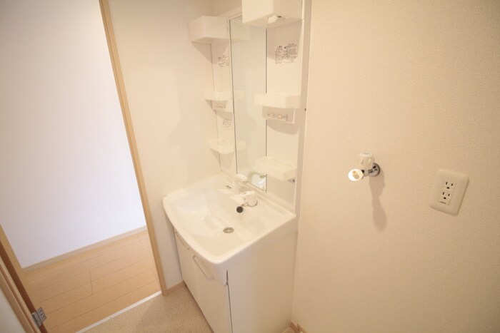 物件内観写真16　(洗面)