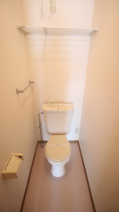 物件内観写真5　(トイレ)