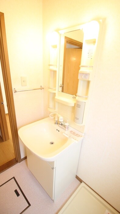 物件内観写真6　(洗面)