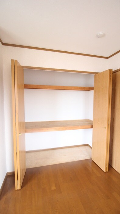 物件内観写真7　(収納)