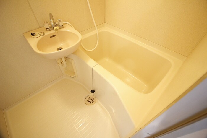 物件内観写真8　(バス／シャワールーム等)