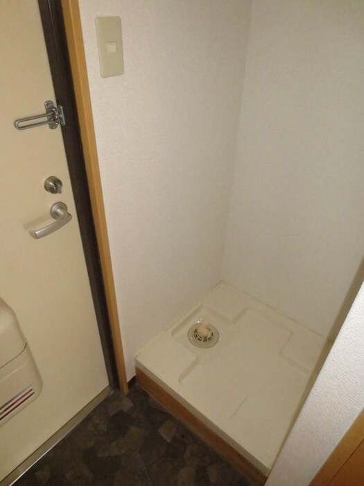 物件内観写真8　(洗面)