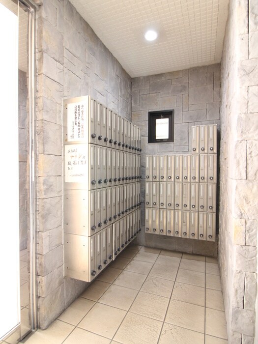 物件外観写真4　(建物設備)