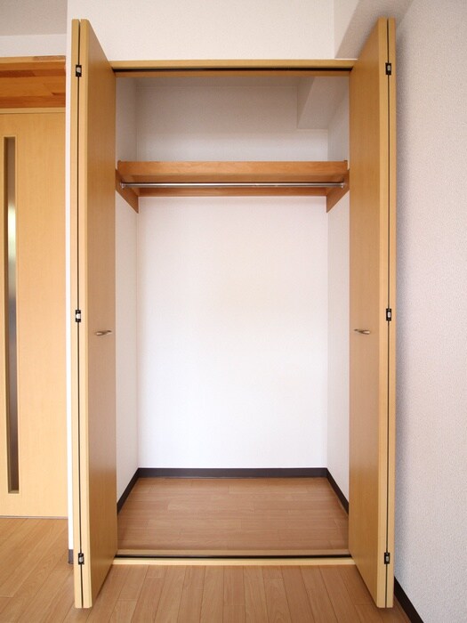 物件内観写真13　(収納)