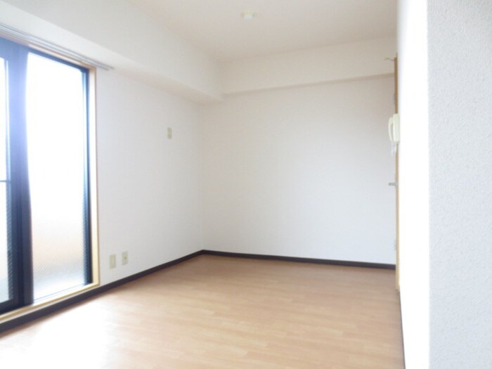 物件内観写真13　(居室)