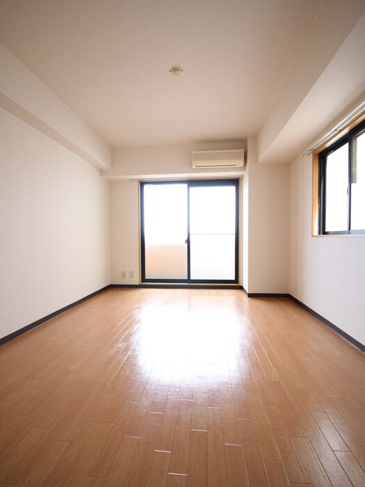 物件内観写真21　(居室)