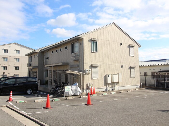 物件外観写真6　(外観写真)