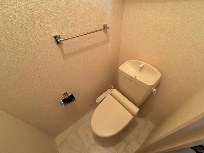 物件内観写真10　(トイレ)