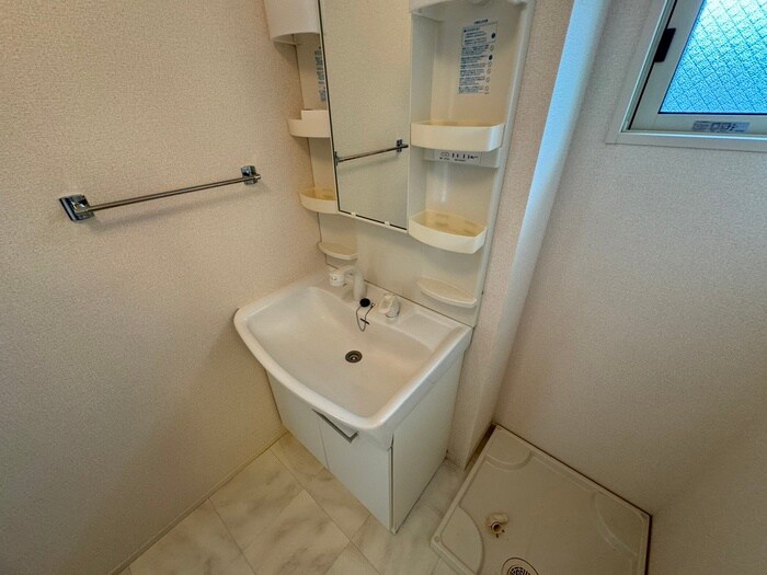 物件内観写真12　(洗面)