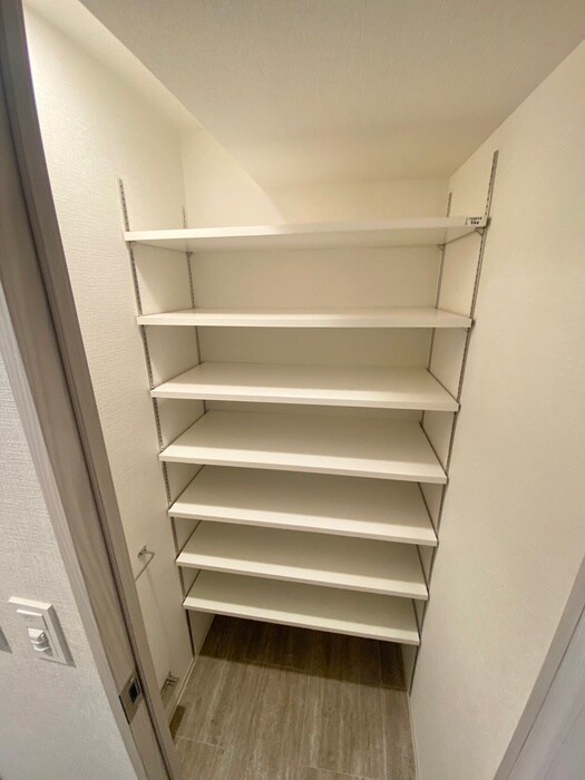 物件内観写真14　(靴箱)