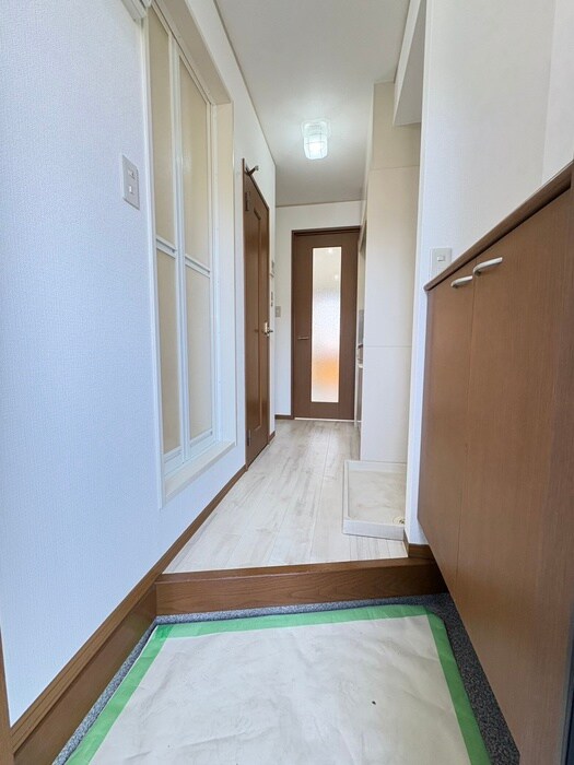 物件内観写真14　(廊下)