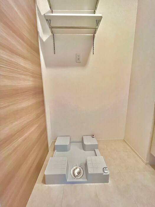 物件内観写真19　(洗濯機置場)