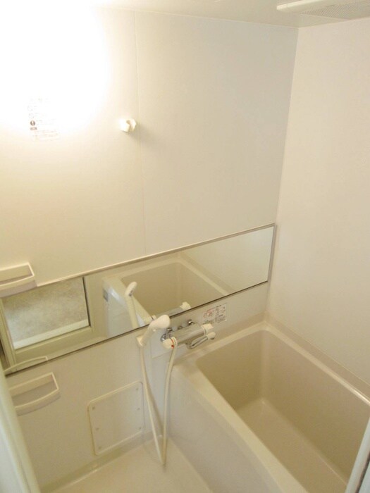物件内観写真8　(バス／シャワールーム等)