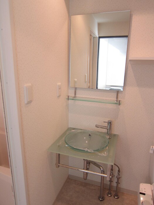 物件内観写真9　(洗面)