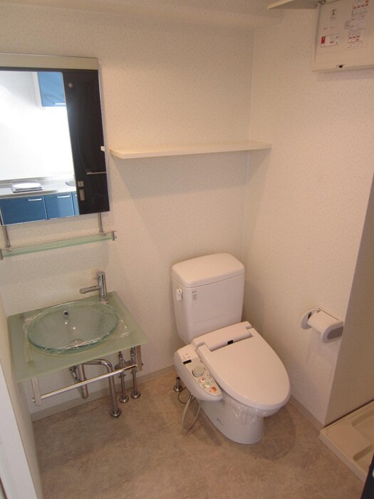 物件内観写真11　(トイレ)