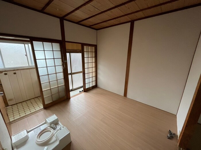 物件内観写真4　(居室)