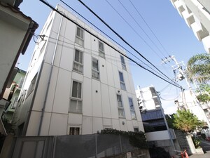 Live　Love　West　KOBE外観写真