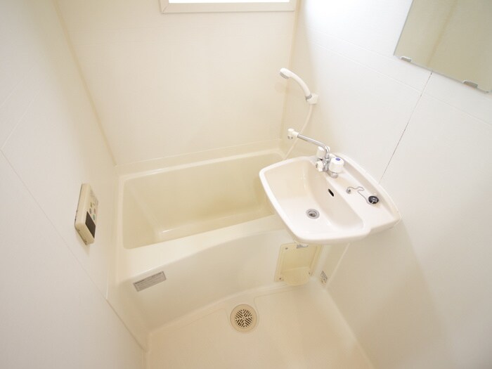 物件内観写真12　(バス／シャワールーム等)