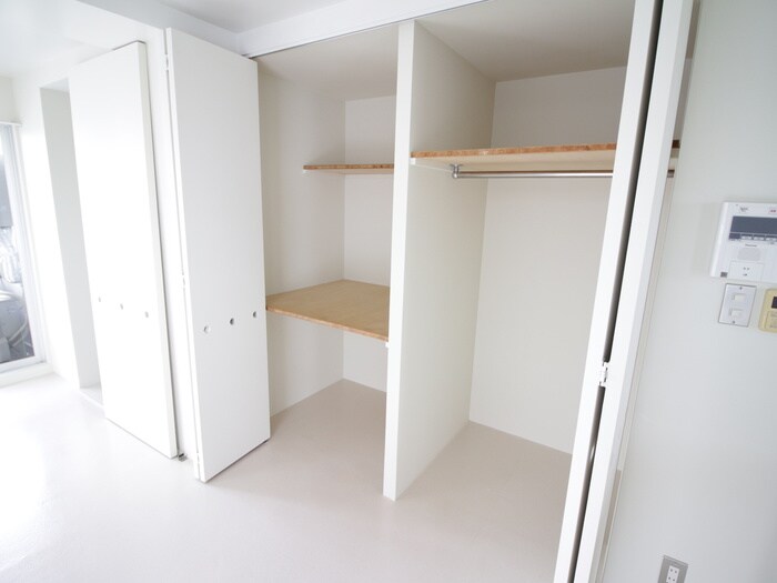 物件内観写真15　(収納)