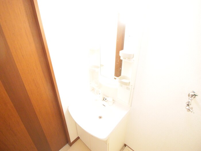 物件内観写真11　(洗面)