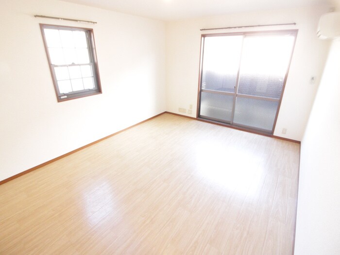 物件内観写真12　(居室)