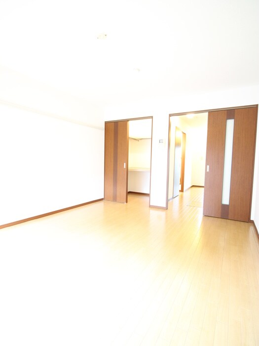 物件内観写真22　(居室)