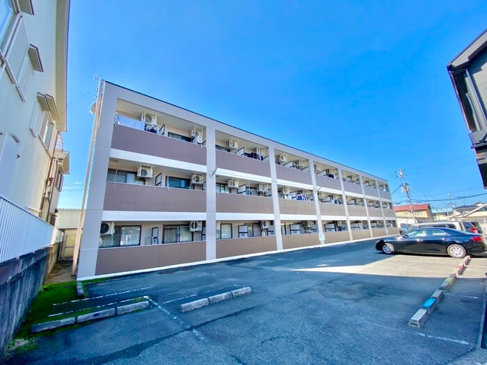 物件外観写真6　(外観写真)