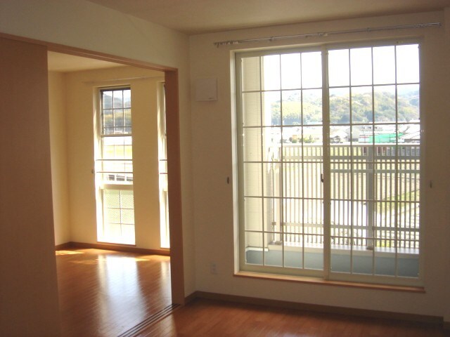 物件内観写真10　(居室)