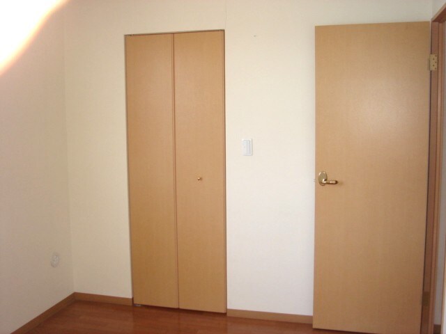 物件内観写真16　(収納)