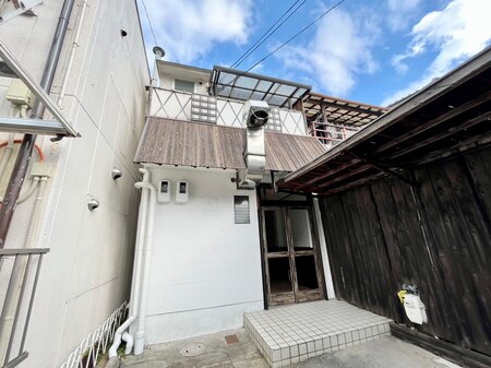 宇治宇文字店舗付住宅外観写真