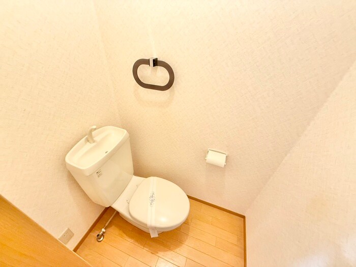 物件内観写真14　(トイレ)