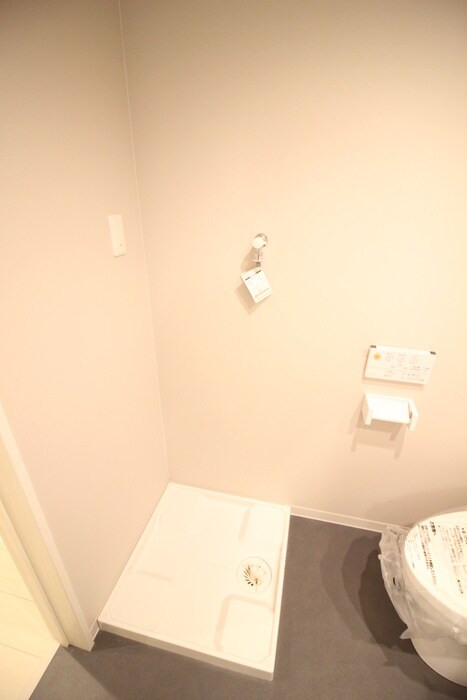 物件内観写真11　(洗濯機置場)