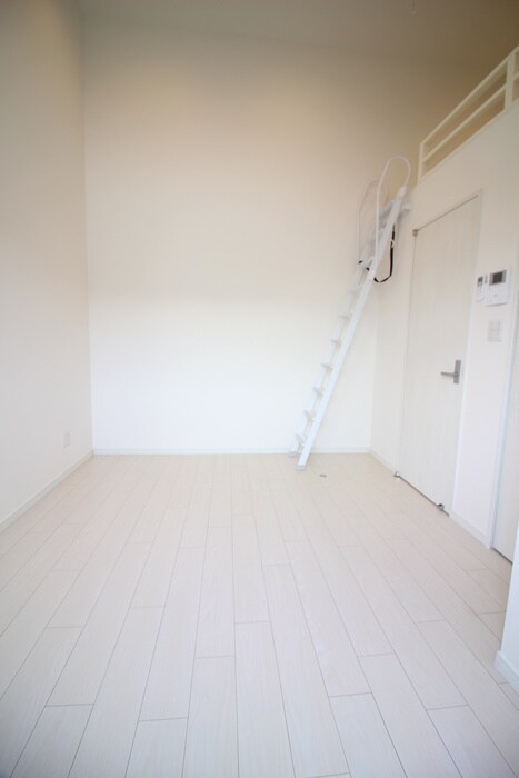 物件内観写真18　(居室)