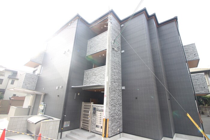 物件外観写真5　(外観写真)