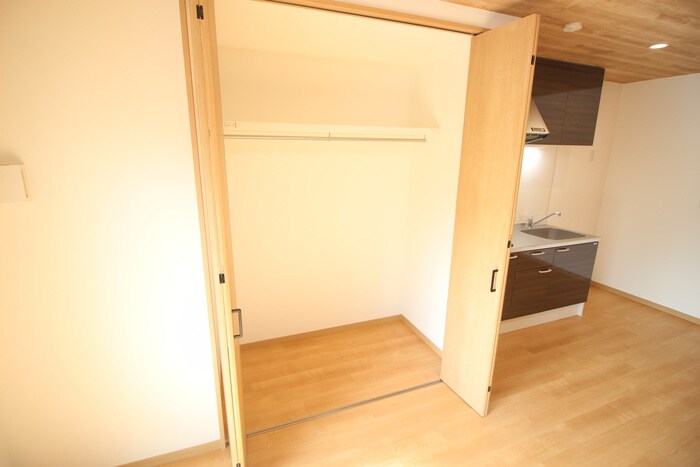 物件内観写真15　(収納)