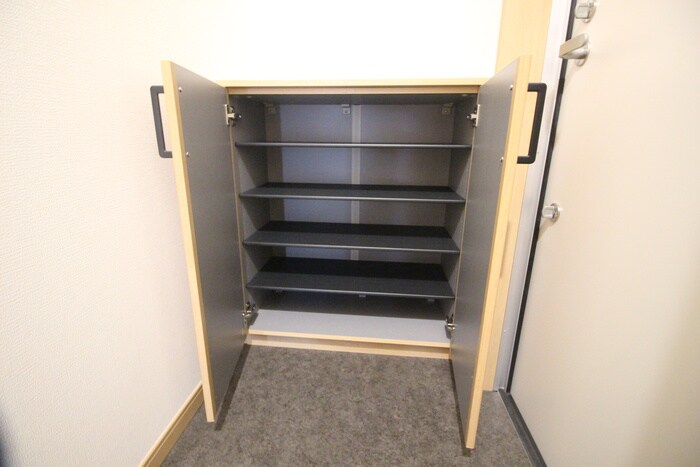 物件内観写真16　(靴箱)