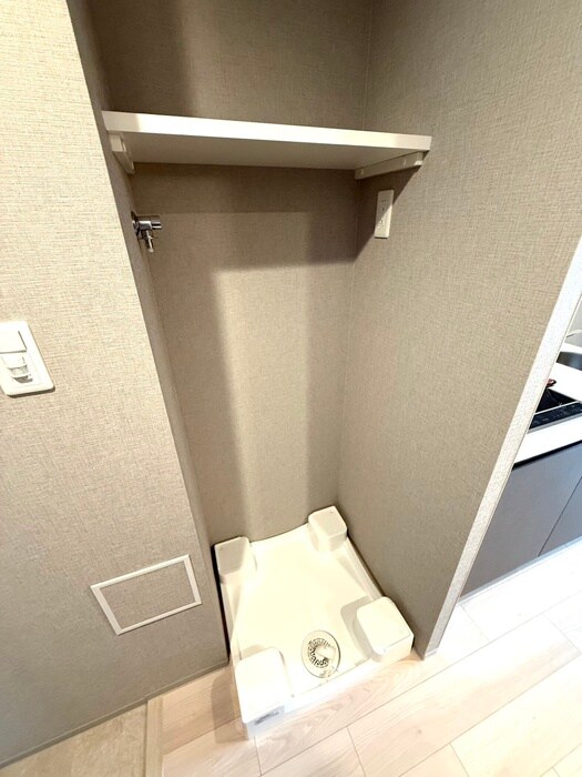 物件内観写真14　(洗濯機置場)