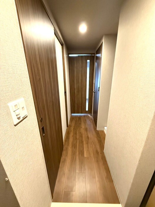 物件内観写真15　(廊下)