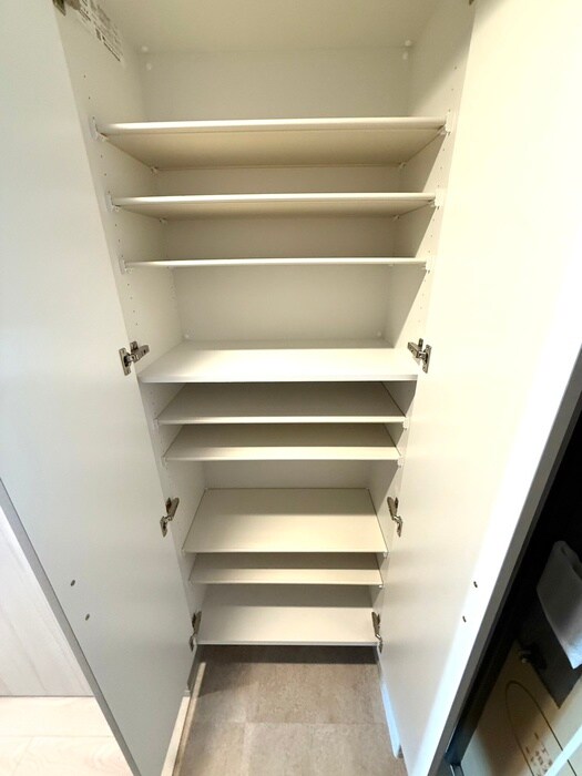 物件内観写真18　(靴箱)