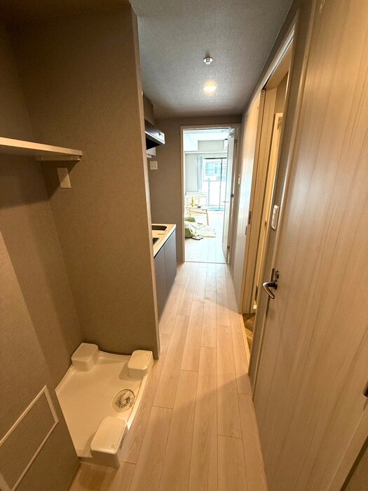 物件内観写真18　(廊下)