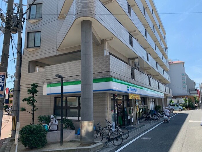 ファミリーマート