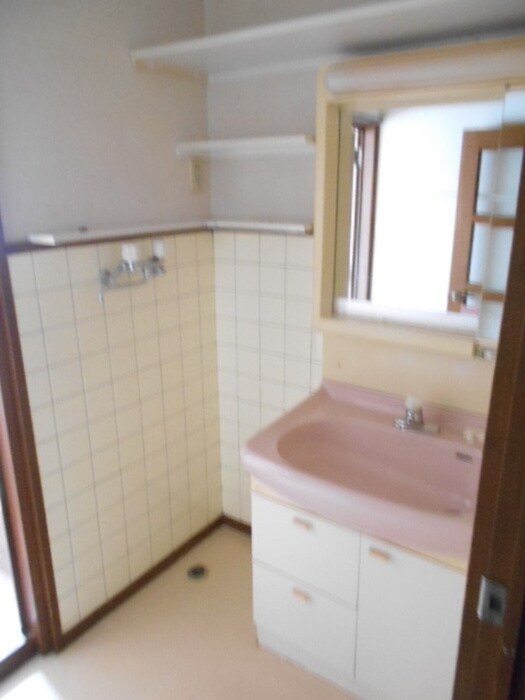 物件内観写真9　(洗面)