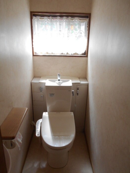 物件内観写真15　(トイレ)